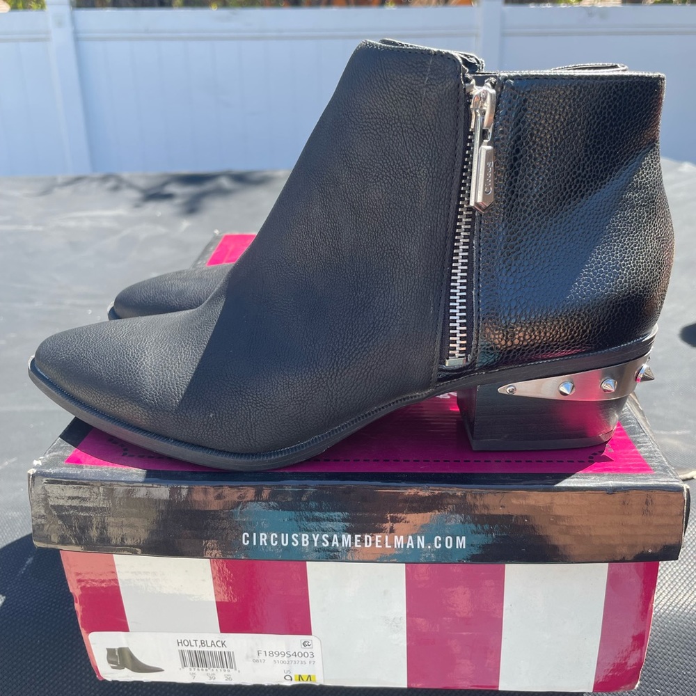 Circus by Sam Edelman Booties